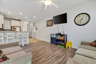 540 SW Liberty Bell Dr, Beaverton, OR 97006 - Photo 9