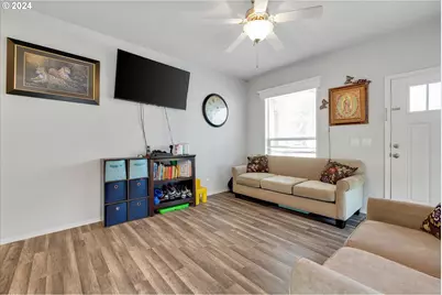 540 SW Liberty Bell Dr, Beaverton, OR 97006 - Photo 15