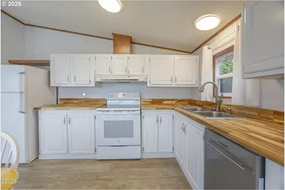 4875 N Highway 101 #19, Depoe Bay, OR 97341 - Photo 15