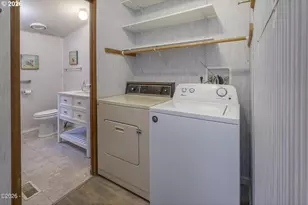 4875 N Hwy 101, Depoe Bay, OR 97341 - Photo 23