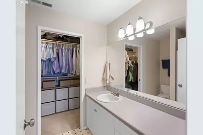 13210 SE 7th St #C17, Vancouver, WA 98683 - Photo 25