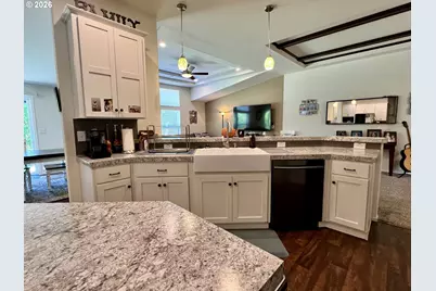 9460 SE Jeanne Rd, Happy Valley, OR 97086 - Photo 19