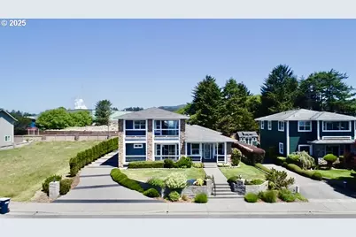 842 Chetco Point Ter, Brookings, OR 97415 - Photo 1