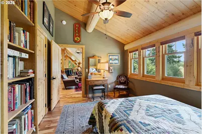 5885 Berry Rd, Mt Hood Prkdl, OR 97041 - Photo 31