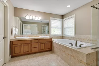 13048 SE Almond Ln, Clackamas, OR 97015 - Photo 27