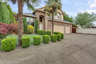 13048 SE Almond Ln, Clackamas, OR 97015 - Photo 3