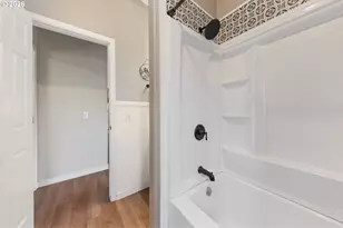 1377 SW Louise Dr, McMinnville, OR 97128 - Photo 29