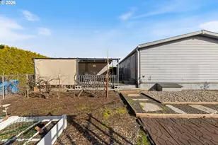 1377 SW Louise Dr, McMinnville, OR 97128 - Photo 37