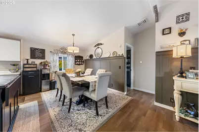 1377 SW Louise Dr, McMinnville, OR 97128 - Photo 13