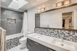 6196 SW Capitol Hwy, Portland, OR 97239 - Photo 13