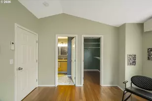 529 NE Russell St, Portland, OR 97212 - Photo 19
