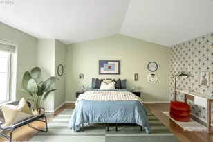 529 NE Russell St, Portland, OR 97212 - Photo 17