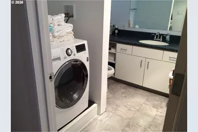6605 W Burnside St #156, Portland, OR 97210 - Photo 31
