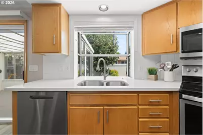 1526 NE 150th Ave, Portland, OR 97230 - Photo 11