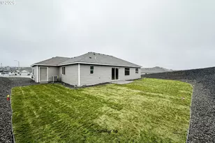 231 SW Goldfinch Ln, Boardman, OR 97818 - Photo 17