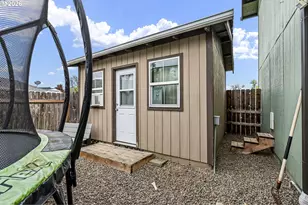 1700 E Grover Ave, Cottage Grove, OR 97424 - Photo 23
