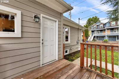 722 NE Skidmore St, Portland, OR 97211 - Photo 31