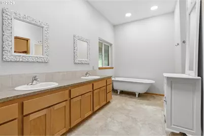 47980 SW Chanterelle Dr, Forest Grove, OR 97116 - Photo 13