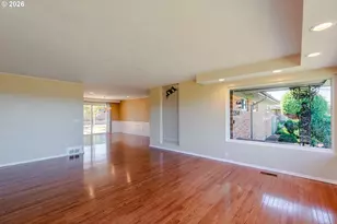 12640 NE Rose Pkwy, Portland, OR 97230 - Photo 11