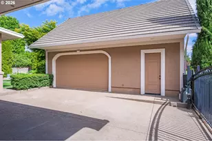 1695 Canoe Ridge Way, Eugene, OR 97408 - Photo 43
