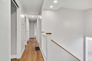 9430 SW Inez St, Portland, OR 97224 - Photo 11