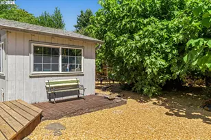 175 Bushnell Ln, Eugene, OR 97404 - Photo 37
