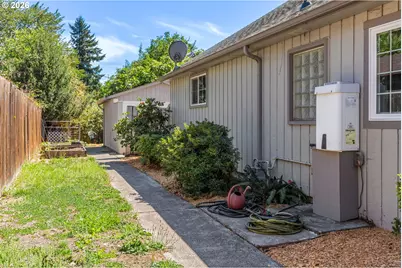 175 Bushnell Ln, Eugene, OR 97404 - Photo 39
