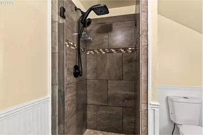 175 Bushnell Ln, Eugene, OR 97404 - Photo 31