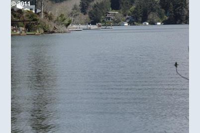 2100 NE Lake Dr, Lincoln City, OR 97367 - Photo 1