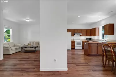 1338 Colton Way, Eugene, OR 97402 - Photo 13