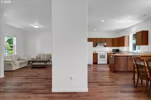 1338 Colton Way, Eugene, OR 97402 - Photo 13