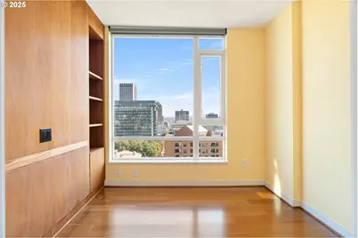 1500 SW 11th Ave #1704, Portland, OR 97201 - Photo 9
