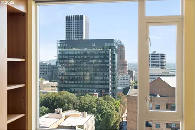 1500 SW 11th Ave #1704, Portland, OR 97201 - Photo 43