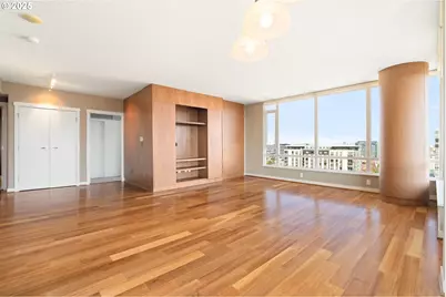 1500 SW 11th Ave #1704, Portland, OR 97201 - Photo 3