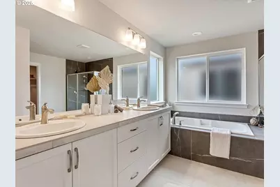 13857 SW 175th Ave, Tigard, OR 97140 - Photo 19