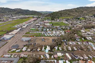 117 Northpark Ln, Roseburg, OR 97470 - Photo 27