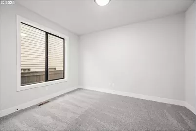 760 N V St, Washougal, WA 98671 - Photo 25