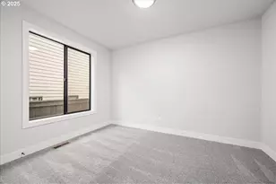 760 N V St, Washougal, WA 98671 - Photo 25