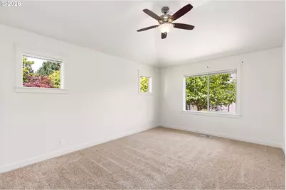 11190 NW 317th Pl, North Plains, OR 97133 - Photo 17