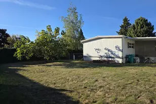 21016 SE Stark St, Gresham, OR 97030 - Photo 5
