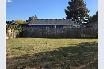 21016 SE Stark St #30, Gresham, OR 97030 - Photo 9