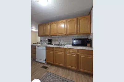 21016 SE Stark St #30, Gresham, OR 97030 - Photo 11