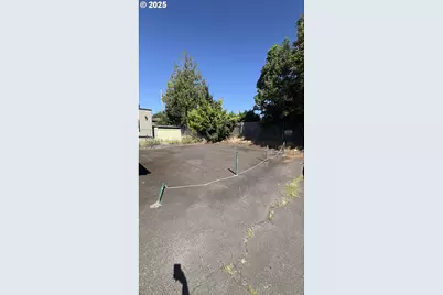 7515 NE Glisan St, Portland, OR 97213 - Photo 13