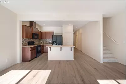 8512 NE 13th Pl, Vancouver, WA 98665 - Photo 3