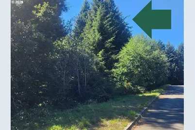 800 Masters Ct, Reedsport, OR 97467 - Photo 3
