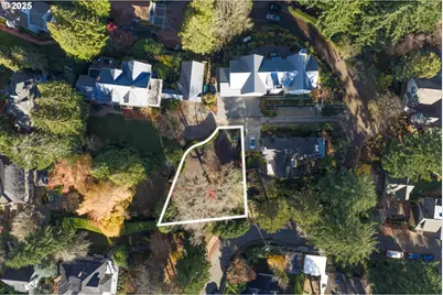 Sw Hillcrest Pl, Portland, OR 97201 - Photo 1