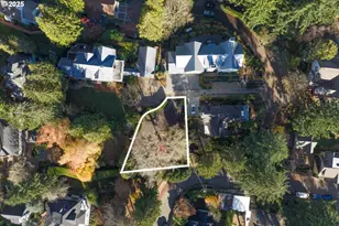 SW Hillcrest Pl, Portland, OR 97201 - Photo 1