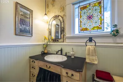 830 Division St SE, Bandon, OR 97411 - Photo 31