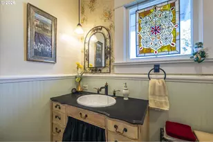 830 Division St SE, Bandon, OR 97411 - Photo 31