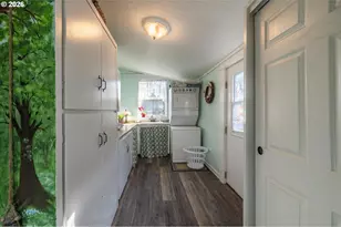 830 Division St SE, Bandon, OR 97411 - Photo 29